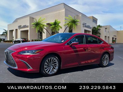 Used 2022 Lexus ES 350 Ultra Luxury w/ Accessory Package