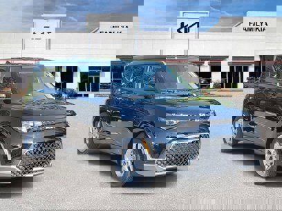 New 2025 Kia Soul LX