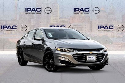 Used 2025 Chevrolet Malibu LT
