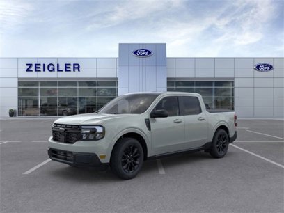 New 2024 Ford Maverick Lariat w/ Black Appearance Package