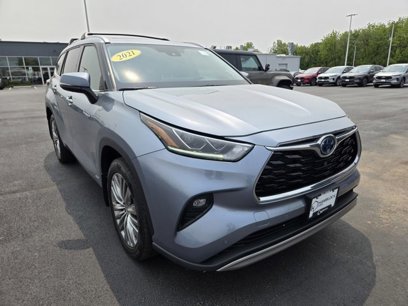 Used 2021 Toyota Highlander Platinum