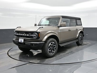New 2025 Ford Bronco Outer Banks