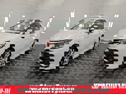 Used 2018 Toyota Camry LE