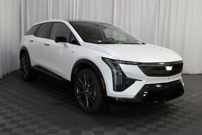 New 2025 Cadillac Optiq Sport 2