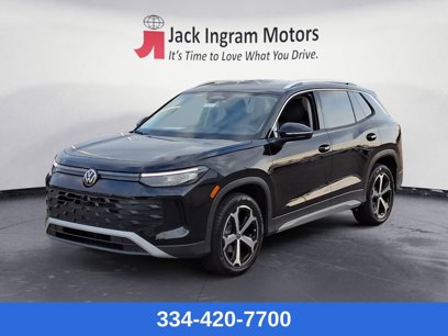 New 2025 Volkswagen Tiguan SE