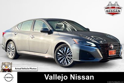 New 2025 Nissan Altima 2.5 SV w/ SV Premium Package
