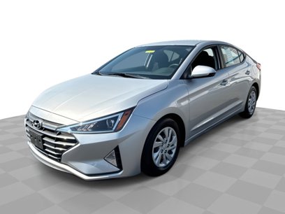 Used 2019 Hyundai Elantra SE w/ Cargo Package