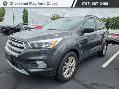 Used 2018 Ford Escape SE w/ SE Sync 3 Package