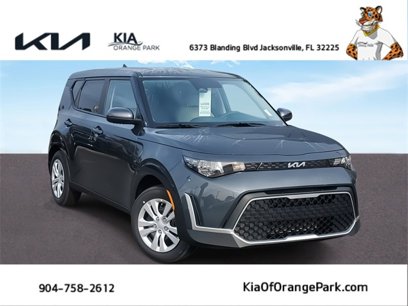 New 2025 Kia Soul LX