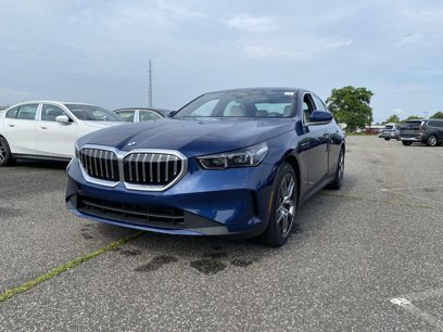 New 2026 BMW 530i xDrive w/ Premium Package