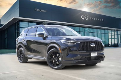 New 2025 INFINITI QX60 Luxe w/ Black Edition