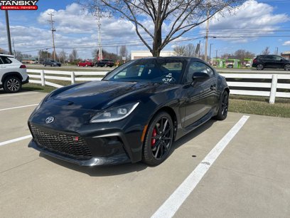 New 2025 Toyota GR86 Premium w/ Performance Package