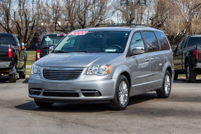 Used 2016 Chrysler Town & Country Limited