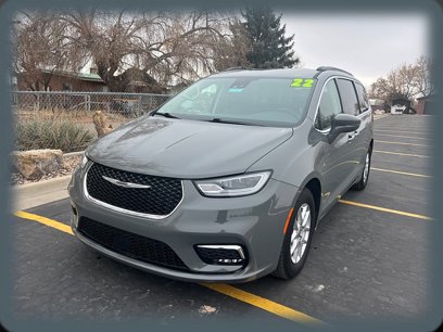 Used 2022 Chrysler Pacifica Touring-L