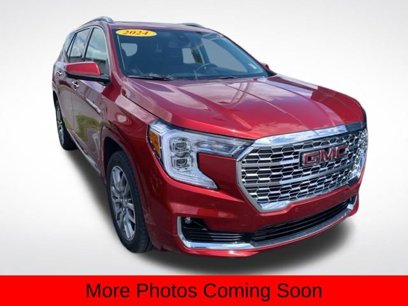 Used 2024 GMC Terrain Denali w/ Denali Premium Package