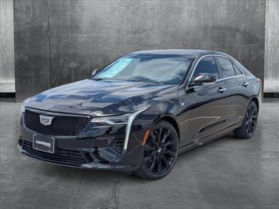 New 2025 Cadillac CT4 Luxury