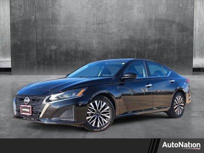 Used 2023 Nissan Altima 2.5 SV