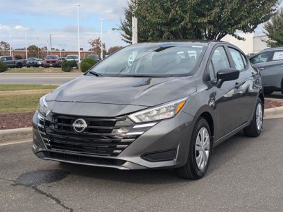 New 2025 Nissan Versa S w/ Trunk Package
