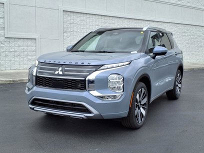 New 2025 Mitsubishi Outlander SEL