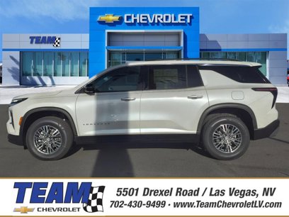 New 2025 Chevrolet Traverse LT w/ Enhanced Driving Package