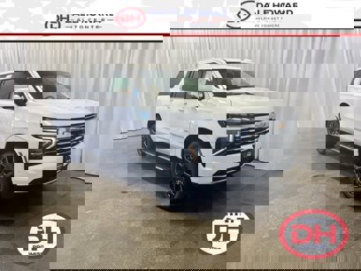 New 2025 Chevrolet Suburban LT w/ Comfort Package