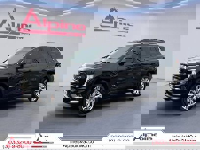 Used 2024 GMC Acadia Elevation w/ Luxury Package
