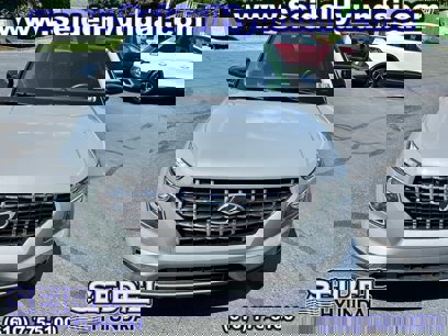 Used 2022 Hyundai Venue Limited w/ Cargo Package