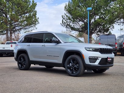 New 2025 Jeep Grand Cherokee Limited w/ Black Appearance Package
