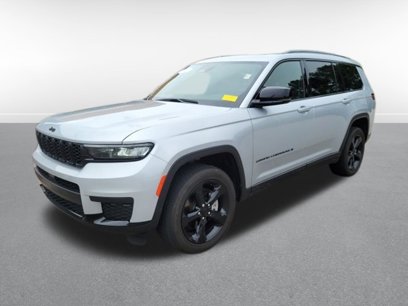 Used 2023 Jeep Grand Cherokee L Laredo