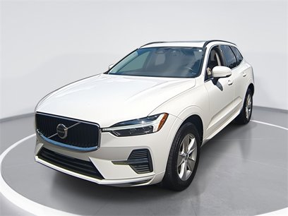 Used 2022 Volvo XC60 B5 Momentum