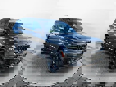 New 2025 Jeep Grand Cherokee L Laredo