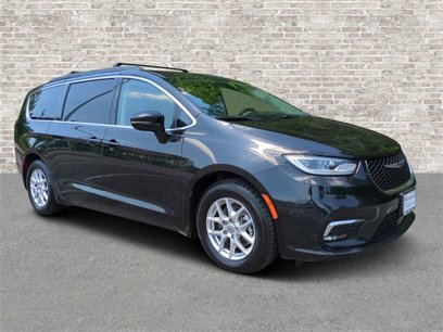 Used 2022 Chrysler Pacifica Touring-L