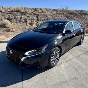 New 2025 Nissan Altima 2.5 SV