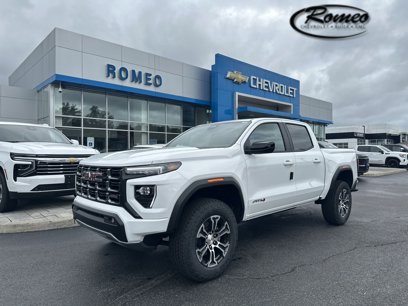 New 2025 GMC Canyon AT4 w/ LPO, Off Road Lift Package