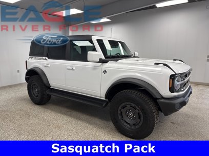 New 2025 Ford Bronco Outer Banks w/ Sasquatch Package
