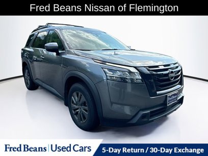 Used 2022 Nissan Pathfinder SV