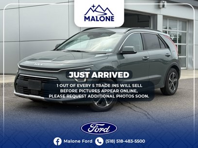 Used 2023 Kia Niro EX w/ EX Cold Weather Package