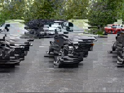 New 2025 Chevrolet Trax LT w/ Sunroof Package