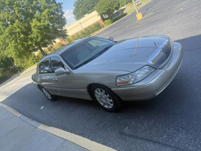 Used 2008 Lincoln Town Car Signature Limited
