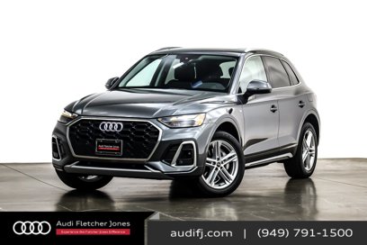 Used 2024 Audi Q5 e Premium w/ Convenience Package