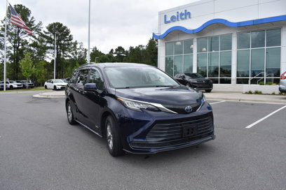Used 2021 Toyota Sienna LE
