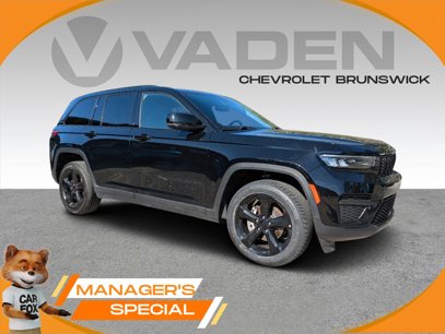 Used 2023 Jeep Grand Cherokee Altitude