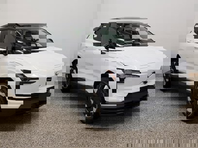 New 2025 Volvo EX30 Plus w/ Protection Package Premier