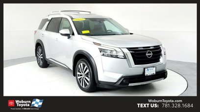 Used 2022 Nissan Pathfinder Platinum