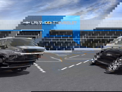 New 2025 Chevrolet Suburban LT w/ Comfort Package
