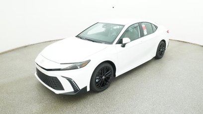 New 2025 Toyota Camry SE