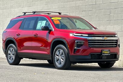Certified 2025 Chevrolet Traverse LT