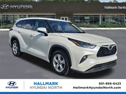 Used 2021 Toyota Highlander LE