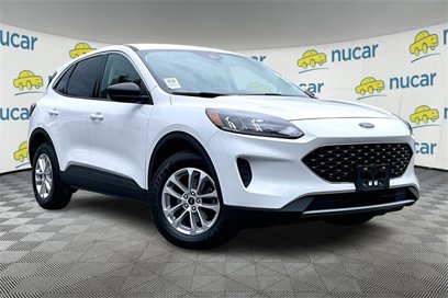 Used 2022 Ford Escape SE w/ Cold Weather Package