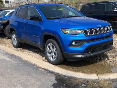 New 2025 Jeep Compass Latitude